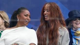 Malia e Sasha Obama seguiram caminhos diferentes; enquanto uma investe no cinema, a outra prioriza os estudos