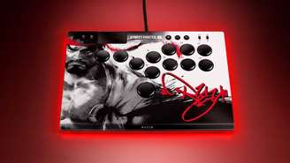 Razer apresenta o controle arcade Kitsune Ryu Edition