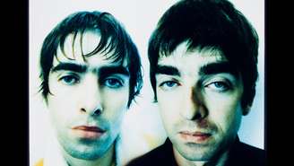 Oasis em 1995: Liam Gallagher e Noel Gallagher