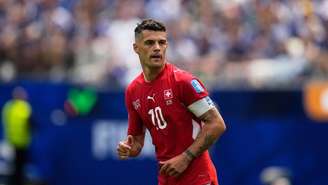 Granit Xhaka é uma das principais referências no meio-campo da seleção suíça.