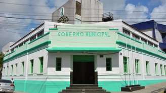 Fachada da prefeitura do Ipojuca.