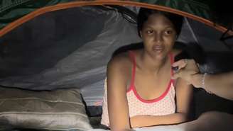 Eliana García, de 19 anos, deu à luz em um campo de beisebol em meio ao terremoto que atingiu a Venezuela.