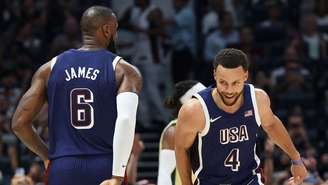Stephen Curry e LeBron James - 