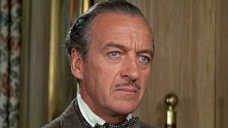 David Niven driblou o etarismo e conseguiu interpretar James Bond fora da franquia