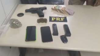 Motorista é preso com carro roubado, pistola carregada e R$ 8 mil em Jaboatão (PE).
