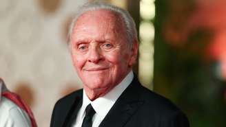 Anthony Hopkins assina com gravadora e lança seu primeiro single aos 88 anos (Tim P. Whitby Getty Images for The Red Sea International Film Festival)