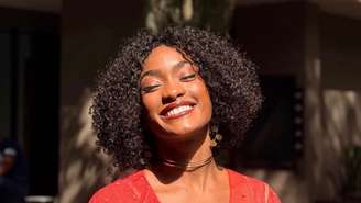 Erika Januza relembrou uma frase preconceituosa que ouviu no início da carreira e mostrou como suas conquistas se tornaram símbolos de superação