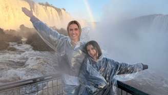 Deborah Secco se emociona durante viagem às Cataratas do Iguaçu e relata forte experiência espiritual; confira
