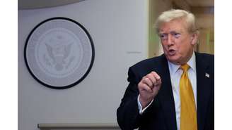 Trump diz que EUA serão reembolsados ​​em 20% sobre toda carga transportada pelo Estreito de Ormuz