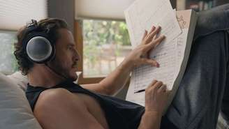 Pedro Pascal em 'Behemoth!'