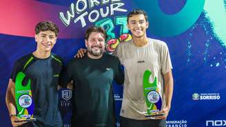 Enzo Vacchiano de preto e Neiva de bege 