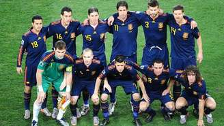 O time titular da Espanha na final da Copa de 2010 (foto) tinha em média 59 participações pela seleção espanhola. Já os jogadores que começaram a semifinal da última terça-feira (14/7) disputaram em média 44 partidas.