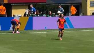 Cucurella repete superstição antes da final da Copa a pedido de campeão em 2010
