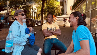 Cassiano Carneiro, Lui Mendes e André Gonçalves se reencontram em food truck