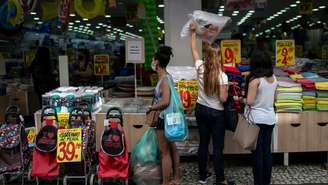 Acordo regulamenta trabalho em feriados