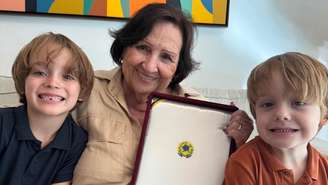 Às vésperas do Dia dos Avós, a mãe de Paulo Gustavo, Dona Déa, relembra momentos marcantes com Romeu e Gael