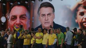 Vídeo gerado por IA de Jair Bolsonaro foi exibido em evento do PL de candidatura de Flávio Bolsonaro