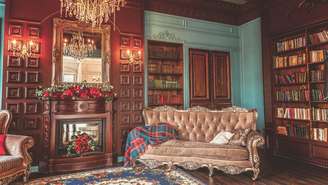 Inspirada no maximalismo, a tendência Mob Wife Decor propõe ambientes com mais luxo, identidade e liberdade para misturar estilos