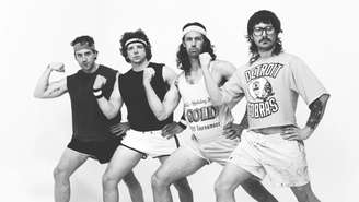 Banda Lombardy canta sobre “Jane Fonda” em uma nova música de seu álbum de estreia ‘Catch a Buzz, Not the Fuzz’
