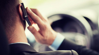 Multa de celular ao volante
