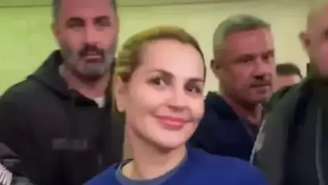 Deolane Bezerra