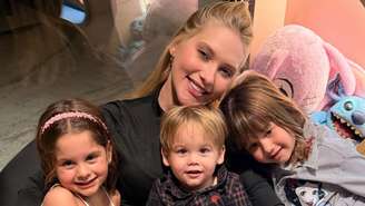 Virginia Fonseca e os três filhos