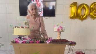 Mulher mais velha de Goiás celebra 108 anos com churrasco, bolo e muita emoção
