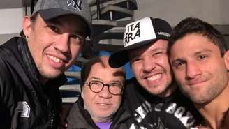 Kiko, do KLB, seu pai, seu irmão Bruno e Allan "Puro Osso" Nascimento