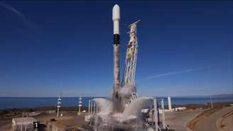 A colisão envolveu o segundo estágio de um foguete Falcon 9, da SpaceX, segundo informações da Nasa