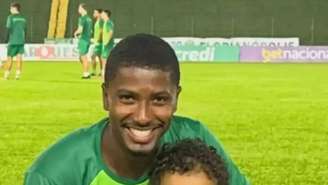 Jogador Gustavo Simões