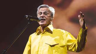 Caetano Veloso completa 84 anos nesta sexta