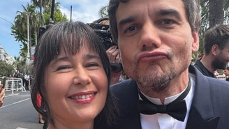 Wagner Moura falou sobre o casamento de 25 anos com Sandra Delgado durante a divulgação de seu novo filme