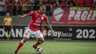 Arilson é o novo reforço do Santa Cruz para Série C.