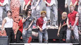 Stray Kids, (E