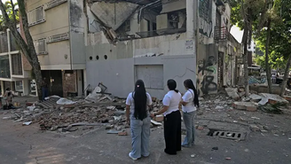 O terremoto causou danos a edifícios em Cali, entre outras cidades