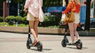 Mudanças no trabalho, no custo de ter um automóvel e na busca por mais autonomia influenciam as escolhas de mobilidade dos jovens