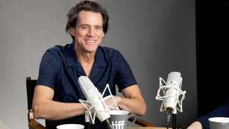 A Warner Bros. confirmou que Jim Carrey estrelará uma adaptação em live-action de “Os Jetsons”. O ator deve interpretar George Jetson, protagonista da história e funcionário da empresa Spacely's Space Sprockets. O anúncio foi feito em uma carta pelo estúdio aos acionistas da empresa.