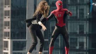 Confira os looks da personagem
