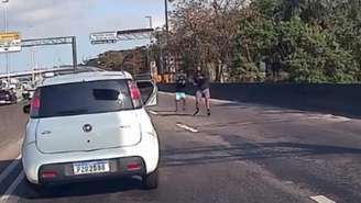 Assalto aconteceu na altura de Manguinhos, sentido Centro, na tarde desta quarta-feira, 12