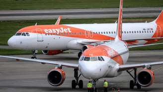 Cerca de 100 voos da companhia aérea de baixo custo EasyJet, com partida da França, foram cancelados neste fim de semana devido a uma grande greve de comissários de bordo. (Imagem ilustrativa)