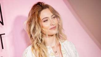 Paris Jackson rebate crítica por tatuagens, que incluem homenagens a Michael Jackson (Emma McIntyreWireImage)