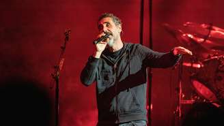 Serj Tankian em show do System of a Down