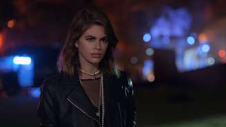 Kaia Gerber relembrou o exorcismo que teria enfrentado na infância e falou sobre sua experiência em 'American Horror Story'