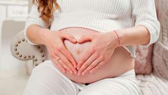 Confira os nutrientes essenciais para a mãe e o bebê na gravidez