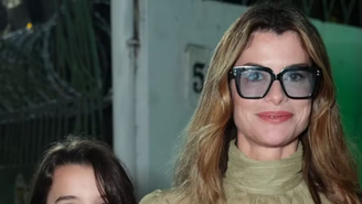 Alinne Moraes surpreende ao surgir em aparição rara ao lado do filho, Pedro