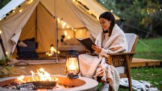 Glamping e ecoturismo lideram as buscas dos brasileiros e revelam uma nova forma de viajar, com mais natureza, conforto e experiências locais