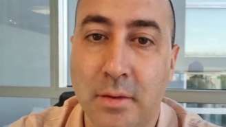 O influenciador argentino Fernando Cerimedo, que fez transmissões ao vivo, em 2022, com informações falsas sobre o sistema eletrônico de votação do Brasil, foi preso nesta terça-feira, 18