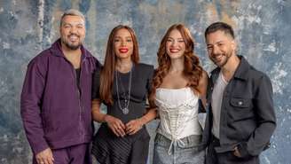 A apresentadora Ana Clara entre os mentores Belo e Júnior Lima e a conselheira Anitta: o 'Estrelas da Casa' precisa provar a capacidade de lançar carreiras de sucesso