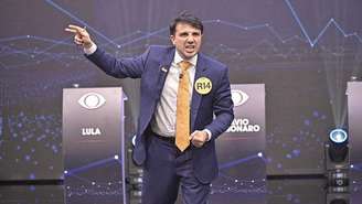 Renan atraiu os holofotes nas redes, mas isso não se traduziu em melhora da imagem, dizem pesquisas