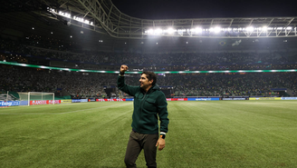 O técnico Abel Ferreira, da SE Palmeiras, comemora a classificação para a final da Copa Libertadores, após partida válida pela semi final, volta, contra a equipe da Liga Desportiva Universitaria, na arena Allianz Parque. 
